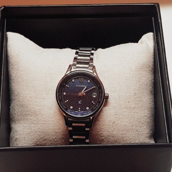 <BRAND NEW>Citizen Watch EC1160-62L [Dear Collection xC Eco Drive Radio Clock] - Picture 4 of 8